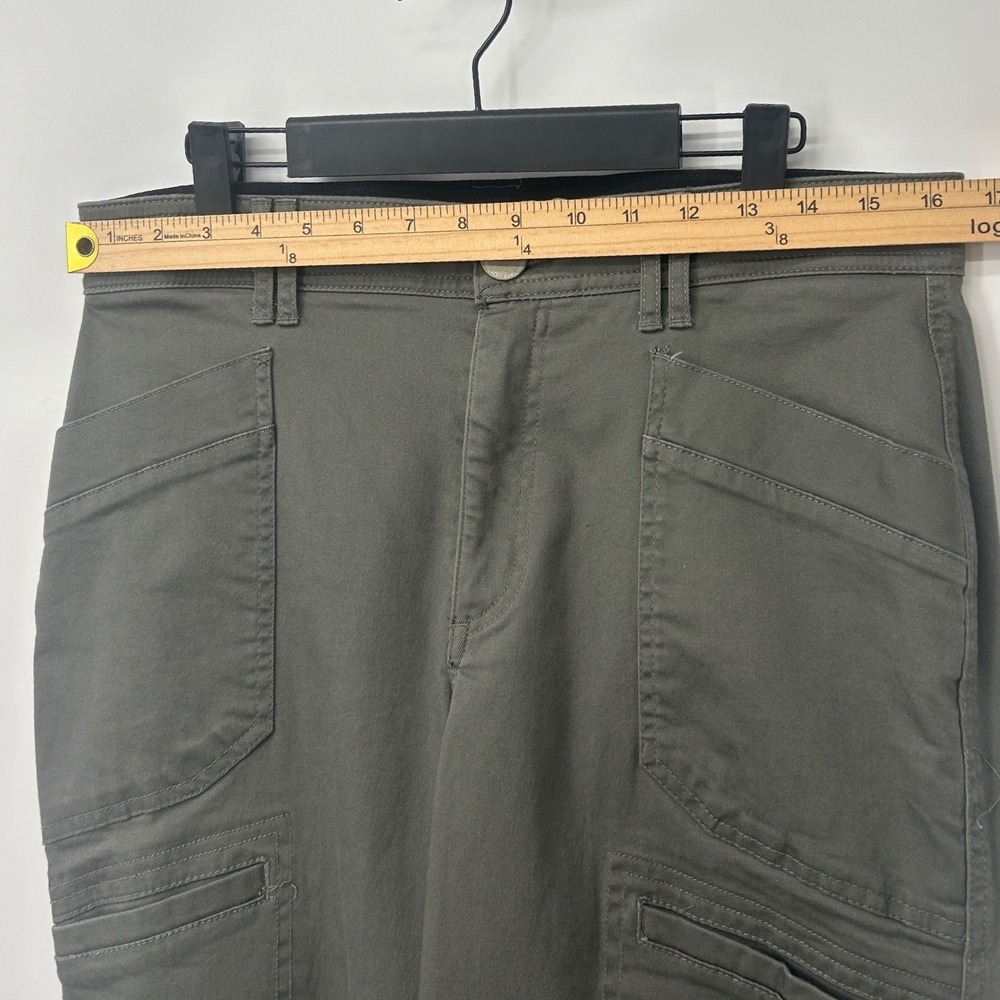 Democracy Womens 12 Olive Green Ab Technology Utility Cargo Cropped Pants - Picture 5 of 6